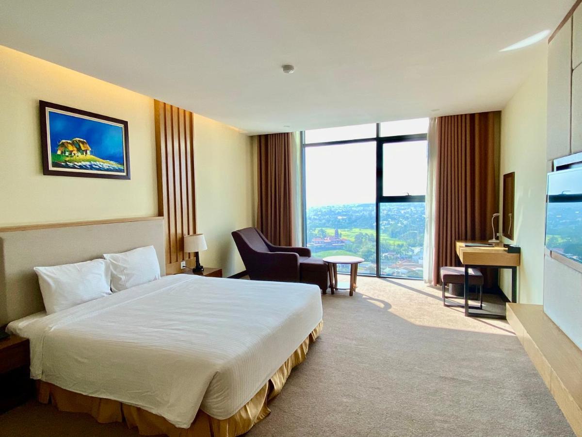Muong Thanh Luxury Buon Ma Thuot Hotel Esterno foto