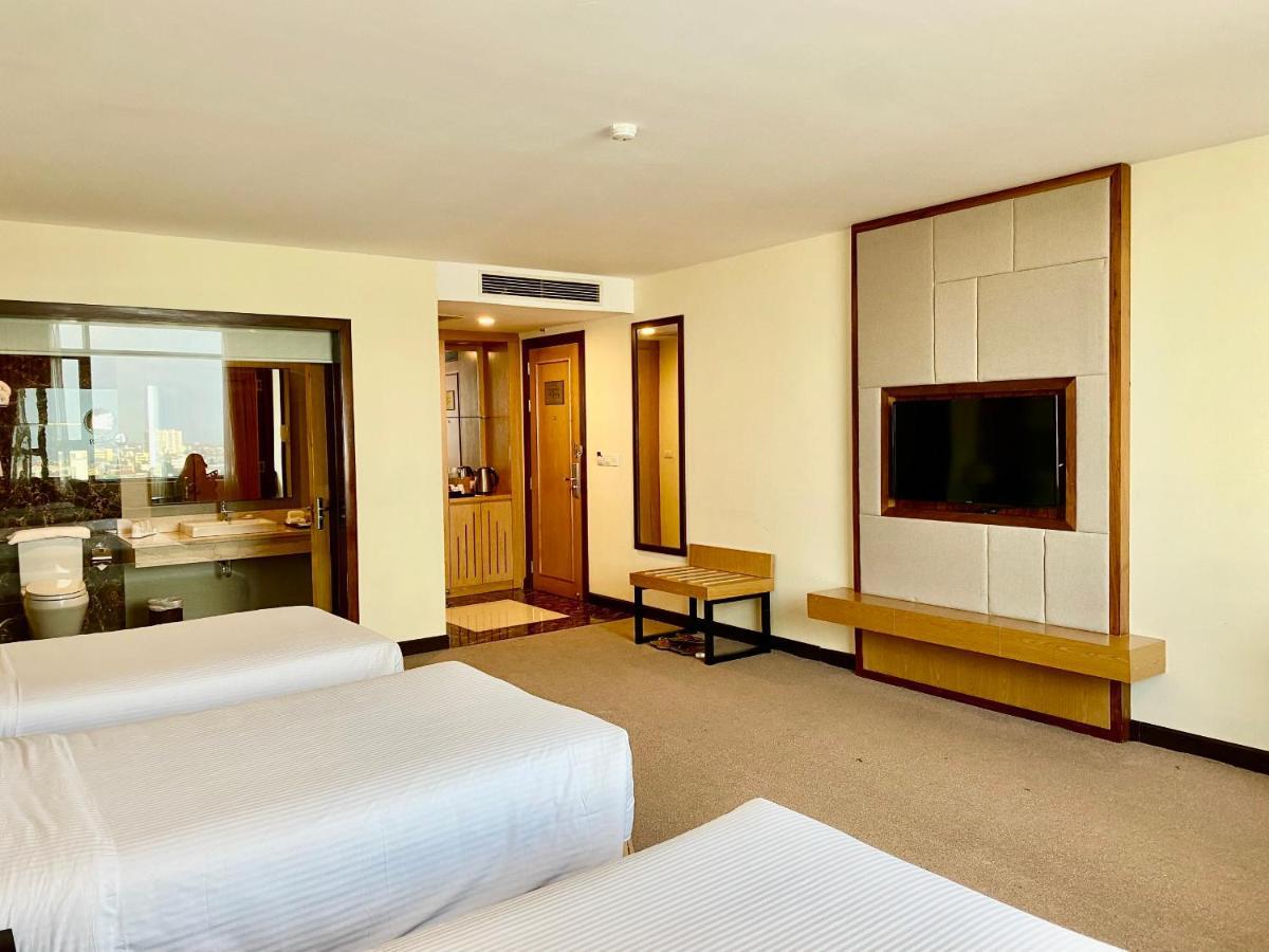 Muong Thanh Luxury Buon Ma Thuot Hotel Esterno foto