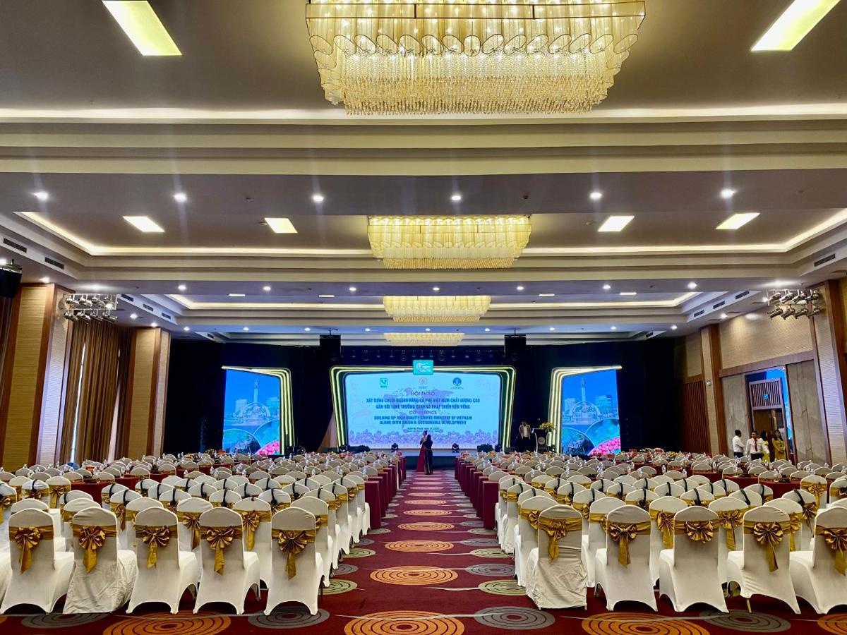 Muong Thanh Luxury Buon Ma Thuot Hotel Esterno foto